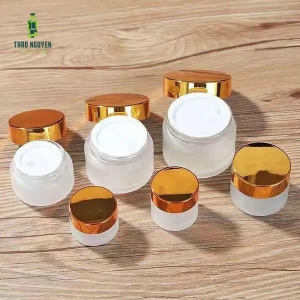 Hũ trắng mờ nắp xi vàng sang trọng - kèm lót chặn