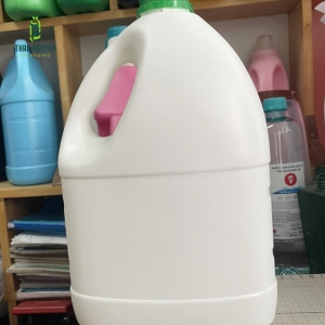 Can nhựa 3L DNee Nước Giặt - Nước Lau Sàn - Chất Tẩy Rửa