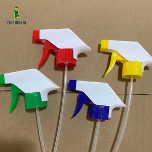 Vòi xịt kính phi 28