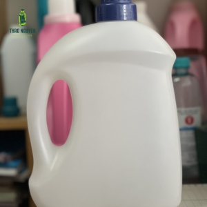Can nhựa đựng nước giặt 3 lít